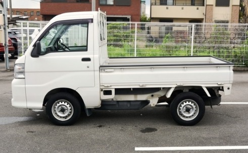 2011 DAIHATSU HIJET TRUCK